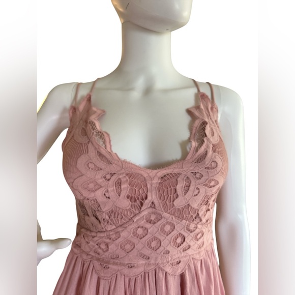 francesca's Kara Bralette Swing Mini
Dress color MAUVE Size S - Picture 5 of 11